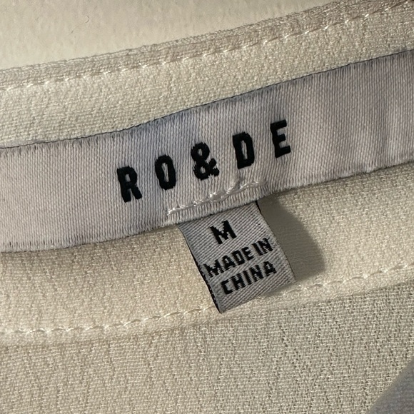 RO & DE White Blouse Red Black Sleeve Stripes Sz MED Elastic Cuffs Back Zipper - Picture 7 of 12